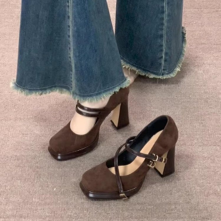 Nouvelles Chaussures Mary Jane - Home Office Makeover avis et prix