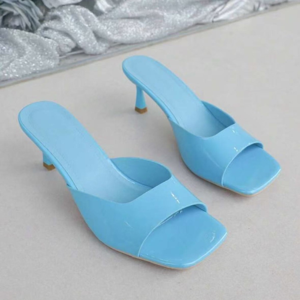 Pantoufles à bouche de poisson - Home Office Makeover avis et prix