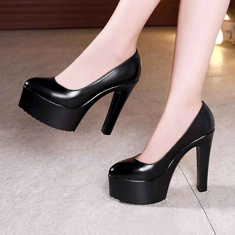 Chaussures de Mariée à Platefo - Home Office Makeover avis et prix